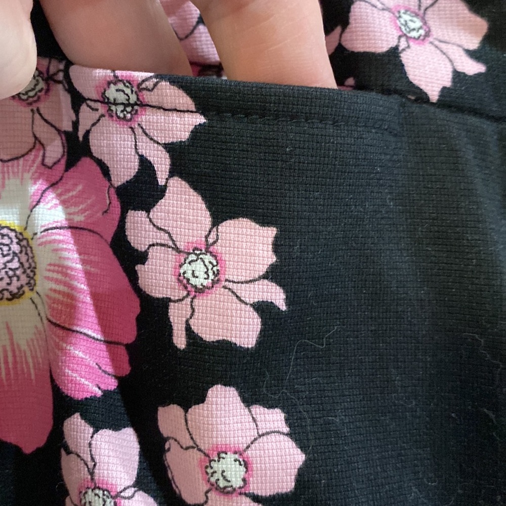 Stretch Floral Print Pants - Picture 4 of 5
